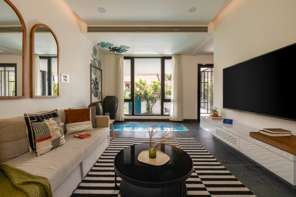 Image Title Goes Here